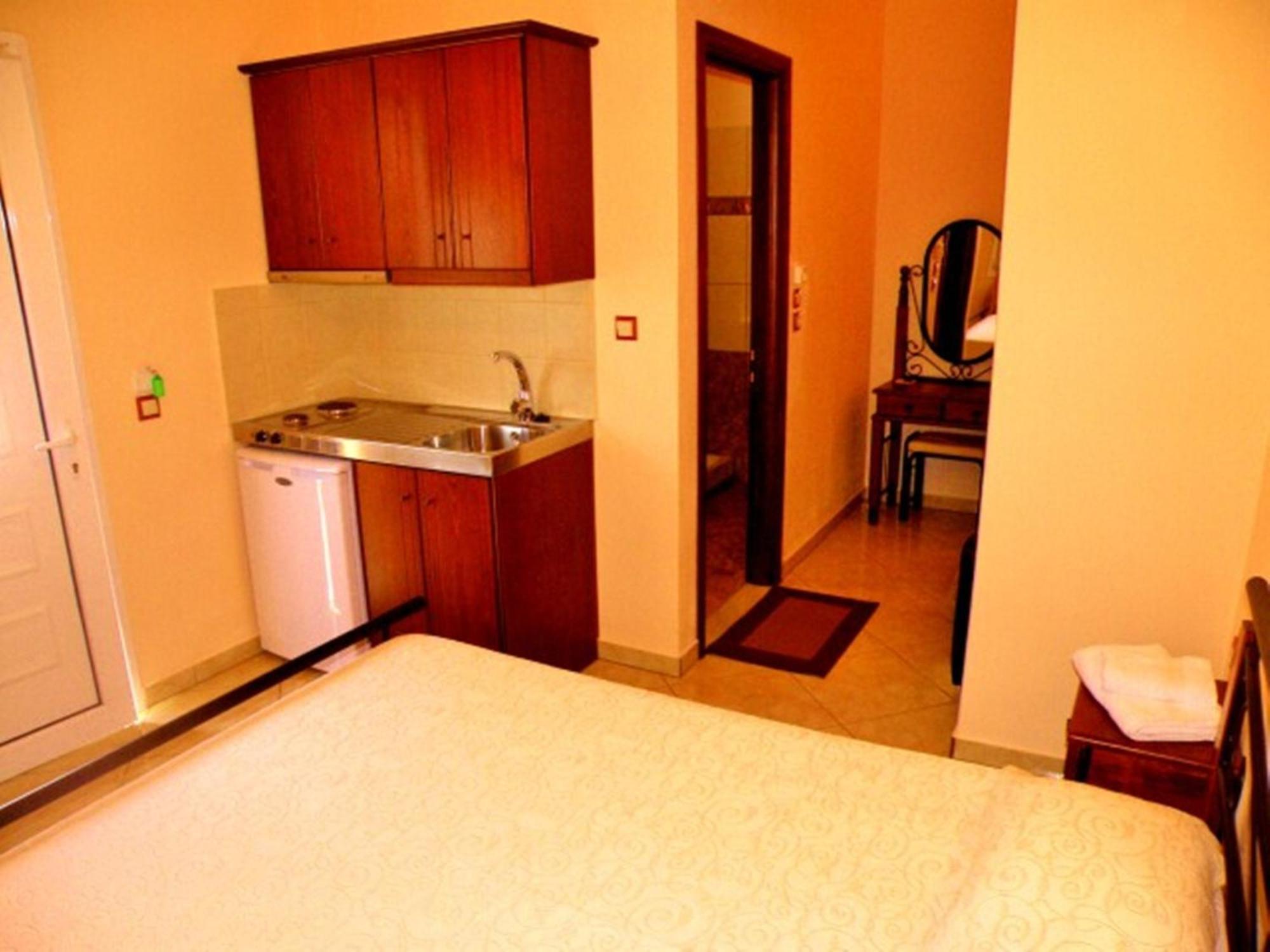 George Studios Skala Potamia  Luaran gambar